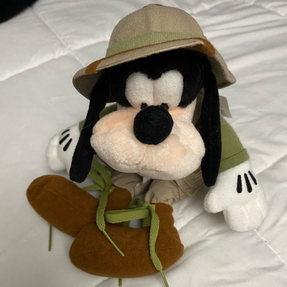 Vintage Disney Beanbag Plush Goofy - Picture 6 of 6